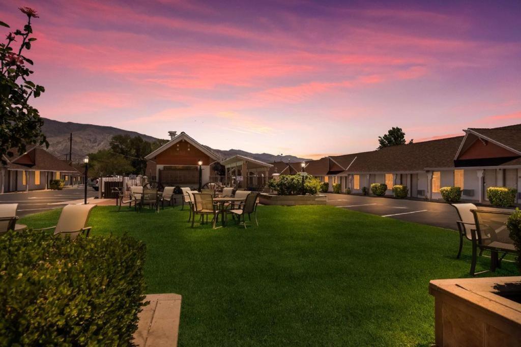 Best Western Frontier Motel Lone Pine Exterior foto